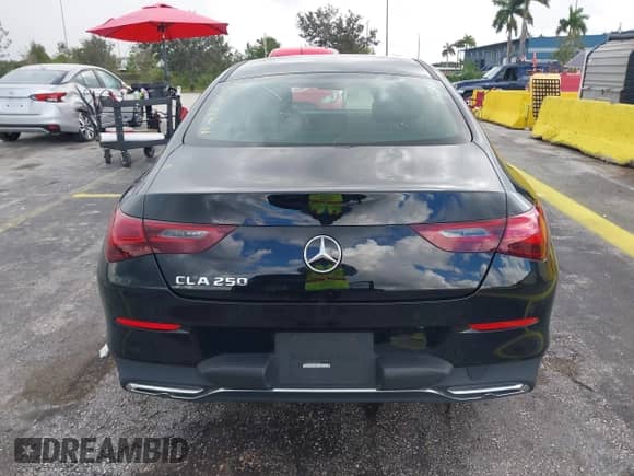 2025 Mercedes-Benz CLA 250 с VIN W1K5J4GB2SN521962, выставлен на аукционе IAAI как лот 43404971 с пробегом 20 402 миль миль и . История ставок и продаж доступна на DreamBid. Изображение 15.