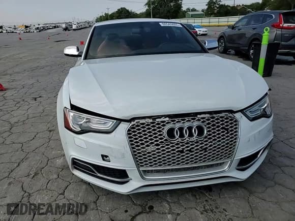 ✅ 2015 Audi S5 Premium Plus • VIN: WAUCGAFR2FA026328 • Lot: 80545005. Listed on Copart with 88,594 mi. Free auction sales archive from the USA and detailed vehicle history report at DreamBid. Image 13.