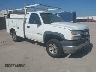 ✅ 2005 Chevrolet Silverado 2500HD Work Truck • VIN: 1GBHC24U35E128539 • Lot: 42886512. Wystawiony na IAAI z przebiegiem 325 038 mil. Bezpłatny archiwum sprzedaży aukcyjnych z USA i szczegółowy raport historii pojazdu na DreamBid. Zdjęcie 1.