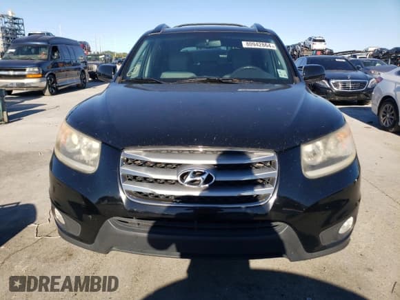 ✅ 2012 Hyundai Santa Fe SE • VIN: 5XYZH4AG5CG122256 • Lot: 80942864. Listed on Copart with 191,971 mi. Free auction sales archive from the USA and detailed vehicle history report at DreamBid. Image 5.