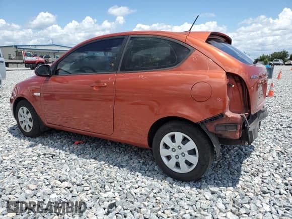 ✅ 2010 Hyundai Accent GS • VIN: KMHCM3AC6AU161518 • Лот: 64688275. Опубликован ранее на Copart с пробегом 145 044 миль. Бесплатный доступ к архиву аукционных продаж из США и подробный отчёт об истории автомобиля на DreamBid. Изображение 2.