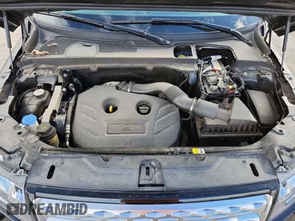 ✅ 2015 Land Rover LR2 HSE • VIN: SALFR2BG7FH427684 • Lot: 71657925. Listed on Copart with 13,486 mi. Free auction sales archive from the USA and detailed vehicle history report at DreamBid. Image 12.