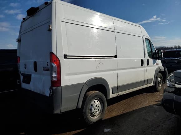 ✅ 2018 Ram ProMaster Cargo • VIN: 3C6TRVBG5JE158148 • Lot: 45461485. Listed on Copart with Not provided. Free auction sales archive from the USA and detailed vehicle history report at DreamBid. Image 3.