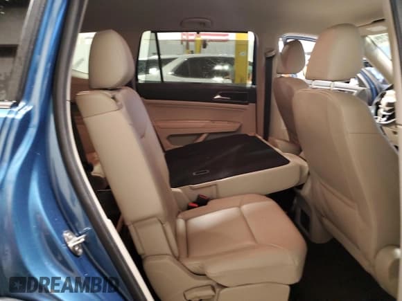 ✅ 2019 Volkswagen Atlas SE • VIN: 1V2UR2CA7KC542056 • Lot: 85431285. Wystawiony na Copart z przebiegiem 74 053 mil. Bezpłatny archiwum sprzedaży aukcyjnych z USA i szczegółowy raport historii pojazdu na DreamBid. Zdjęcie 11.