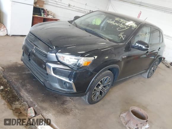 ✅ 2016 Mitsubishi Outlander ES • VIN: JA4AR3AW2GZ049151 • Lot: 42465053. Wystawiony na IAAI z przebiegiem 102 600 mil. Bezpłatny archiwum sprzedaży aukcyjnych z USA i szczegółowy raport historii pojazdu na DreamBid. Zdjęcie 2.