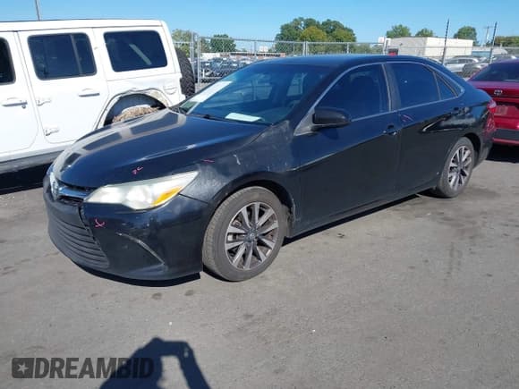 ✅ 2015 Toyota Camry SE • VIN: 4T1BF1FK3FU011819 • Lot: 43350667. Listed on IAAI with 150,736 mi. Free auction sales archive from the USA and detailed vehicle history report at DreamBid. Image 2.