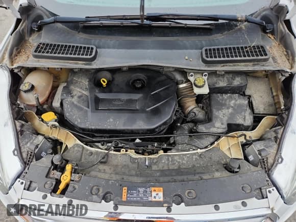 ✅ 2017 Ford Escape SE • VIN: 1FMCU9G98HUA30759 • Lot: 90472245. Wystawiony na Copart z przebiegiem 64 413 mil. Bezpłatny archiwum sprzedaży aukcyjnych z USA i szczegółowy raport historii pojazdu na DreamBid. Zdjęcie 12.