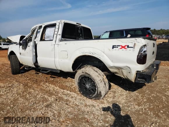 ✅ 2011 Ford F-250 Lariat • VIN: 1FT7W2BT4BEA73801 • Lot: 82162865. Listed on Copart with Not provided. Free auction sales archive from the USA and detailed vehicle history report at DreamBid. Image 2.