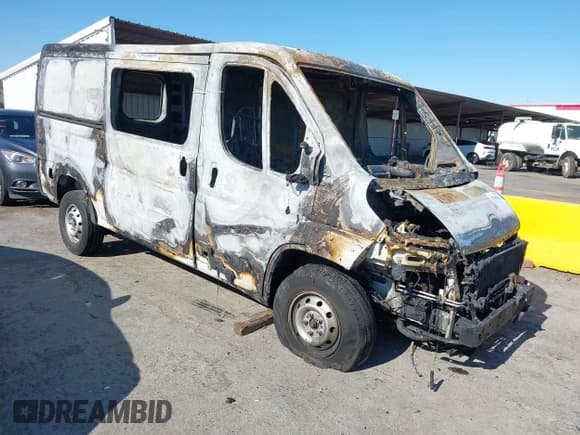 ✅ 2016 Ram ProMaster Cargo • VIN: 3C6TRVAGXGE109635 • Lot: 42743818. Wystawiony na IAAI z przebiegiem Nie podano. Bezpłatny archiwum sprzedaży aukcyjnych z USA i szczegółowy raport historii pojazdu na DreamBid. Zdjęcie 1.