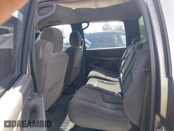 ✅ 2007 Chevrolet Silverado 1500 LS • VIN: 2GCEC13V271132976 • Лот: 43623463. Опубликован ранее на IAAI с пробегом 175 230 миль. Бесплатный доступ к архиву аукционных продаж из США и подробный отчёт об истории автомобиля на DreamBid. Изображение 8.