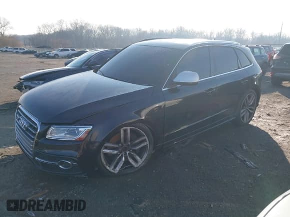 ✅ 2014 Audi SQ5 Prestige • VIN: WA1VGAFP0EA029327 • Lot: 41195533. Listed on IAAI with 65,040 mi. Free auction sales archive from the USA and detailed vehicle history report at DreamBid. Image 2.