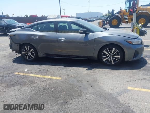 ✅ 2020 Nissan Maxima SV • VIN: 1N4AA6CV2LC364666 • Lot: 42726298. Listed on IAAI with 84,022 mi. Free auction sales archive from the USA and detailed vehicle history report at DreamBid. Image 13.