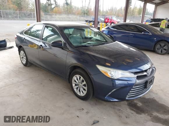 2015 Toyota Camry LE with VIN 4T4BF1FK5FR493778, listed as a IAAI auction lot 43476551 with 55,165 mi miles and . Bid and sale history available at DreamBid. Image 1.