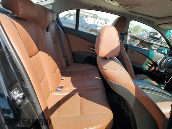 ✅ 2007 BMW 5 Series 530xi • VIN: WBANF73527CU26069 • Лот: 56948665. Опубликован ранее на Copart с пробегом 139 007 миль. Бесплатный доступ к архиву аукционных продаж из США и подробный отчёт об истории автомобиля на DreamBid. Изображение 10.