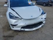 ✅ 2021 Tesla Model 3 Standard Range Plus • VIN: 5YJ3E1EA4MF084403 • Lot: 43296711. Wystawiony na IAAI z przebiegiem 42 187 mil. Bezpłatny archiwum sprzedaży aukcyjnych z USA i szczegółowy raport historii pojazdu na DreamBid. Zdjęcie 6.