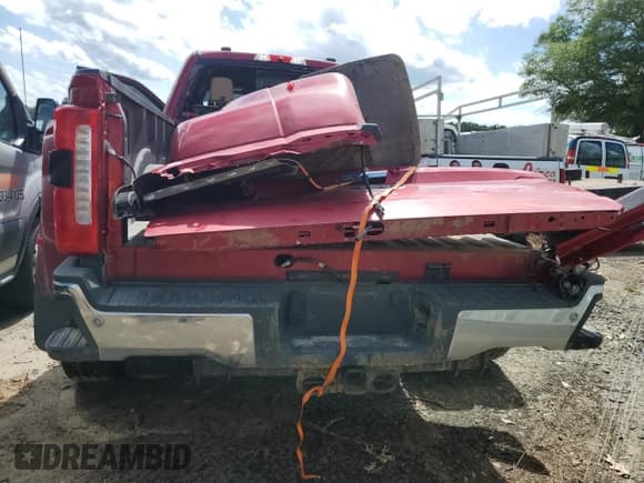 ✅ 2024 Ford F-350 XL • VIN: 1FT8W3DT2REF06548 • Лот: 54759725. Опубликован ранее на Copart с пробегом 11 398 миль. Бесплатный доступ к архиву аукционных продаж из США и подробный отчёт об истории автомобиля на DreamBid. Изображение 6.