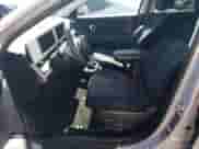 2022 Hyundai Ioniq 5 SE z VIN KM8KMDAF5NU119925, wystawiony jako Copart lot #60657343 z przebiegiem 13 365 mil mil oraz . Historia ofert i sprzedaży dostępna na DreamBid. Obrazek 7.