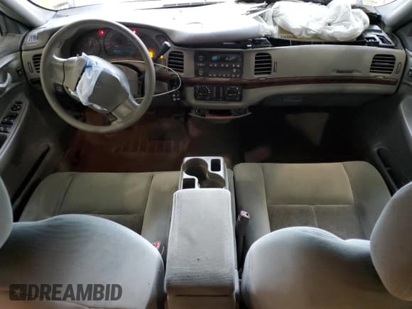 ✅ 2004 Chevrolet Impala • VIN: 2G1WF52EX49264023 • Lot: 89867215. Wystawiony na Copart z przebiegiem 249 947 mil. Bezpłatny archiwum sprzedaży aukcyjnych z USA i szczegółowy raport historii pojazdu na DreamBid. Zdjęcie 8.