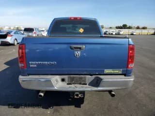 ✅ 2005 Dodge 1500 SLT • VIN: 1D7HA18NX5S174049 • Lot: 90886935. Wystawiony na Copart z przebiegiem 147 829 mil. Bezpłatny archiwum sprzedaży aukcyjnych z USA i szczegółowy raport historii pojazdu na DreamBid. Zdjęcie 6.