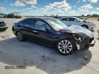 ✅ 2015 Honda Accord Sport • VIN: 1HGCR2F54FA256745 • Lot: 90679245. Wystawiony na Copart z przebiegiem Nie podano. Bezpłatny archiwum sprzedaży aukcyjnych z USA i szczegółowy raport historii pojazdu na DreamBid. Zdjęcie 4.