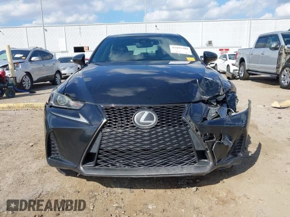 ✅ 2017 Lexus IS 200t • VIN: JTHBA1D24H5045205 • Lot: 43493109. Wystawiony na IAAI z przebiegiem 110 904 mil. Bezpłatny archiwum sprzedaży aukcyjnych z USA i szczegółowy raport historii pojazdu na DreamBid. Zdjęcie 12.