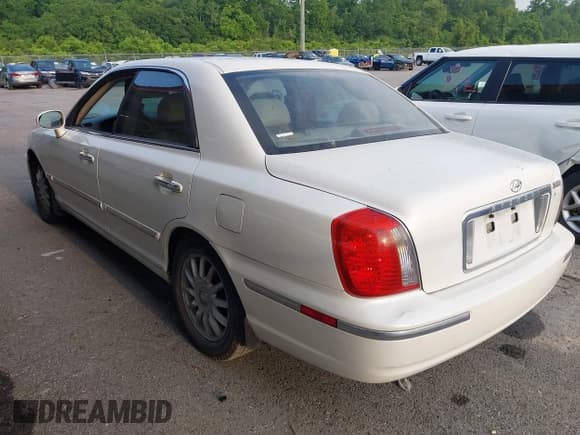 ✅ 2005 Hyundai XG • VIN: KMHFU45E05A385695 • Лот: 42287127. Опубликован ранее на IAAI с пробегом 126 199 миль. Бесплатный доступ к архиву аукционных продаж из США и подробный отчёт об истории автомобиля на DreamBid. Изображение 3.