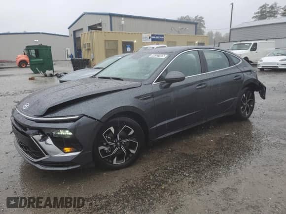 2025 Hyundai Sonata SEL with VIN KMHL64JA6SA502773, listed as a Copart auction lot 90327405 with 6,770 mi miles and Salvage title. Bid and sale history available at DreamBid. Image 1.