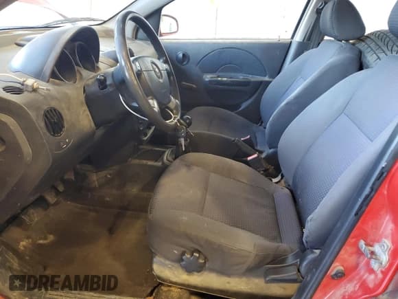 ✅ 2006 Chevrolet Aveo LS • VIN: KL1TD66646B605224 • Lot: 46442075. Wystawiony na Copart z przebiegiem 193 101 mil. Bezpłatny archiwum sprzedaży aukcyjnych z USA i szczegółowy raport historii pojazdu na DreamBid. Zdjęcie 7.