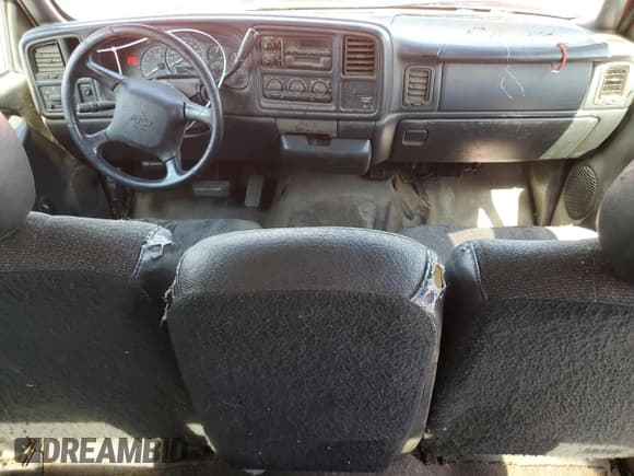 ✅ 2000 Chevrolet Silverado 1500 • VIN: 1GCEC19T7YE237308 • Лот: 74388544. Опубликован ранее на Copart с пробегом 401 785 миль. Бесплатный доступ к архиву аукционных продаж из США и подробный отчёт об истории автомобиля на DreamBid. Изображение 8.