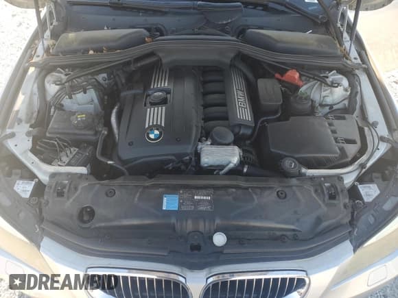 ✅ 2008 BMW 5 Series 528i • VIN: WBANU53538CT16191 • Лот: 92161085. Опубликован ранее на Copart с пробегом 224 901 миль. Бесплатный доступ к архиву аукционных продаж из США и подробный отчёт об истории автомобиля на DreamBid. Изображение 11.