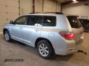 ✅ 2011 Toyota Highlander • VIN: JTEBC3EH5B2000207 • Lot: 41449768. Listed on IAAI with 161,488 mi. Free auction sales archive from the USA and detailed vehicle history report at DreamBid. Image 3.