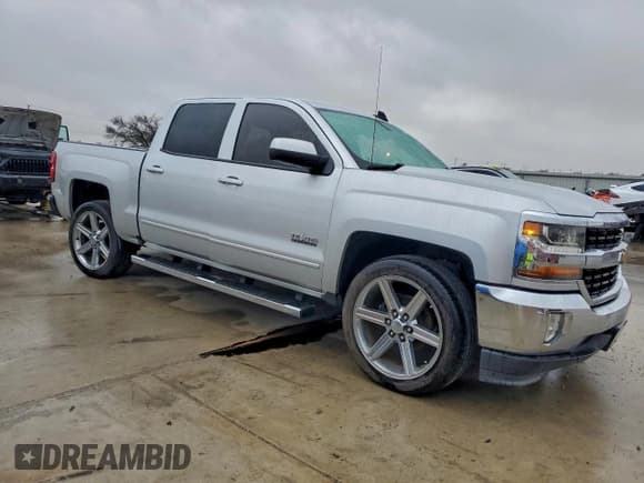 ✅ 2017 Chevrolet Silverado 1500 LT • VIN: 3GCPCREC4HG125541 • Lot: 94980625. Wystawiony na Copart z przebiegiem 76 775 mil. Bezpłatny archiwum sprzedaży aukcyjnych z USA i szczegółowy raport historii pojazdu na DreamBid. Zdjęcie 4.