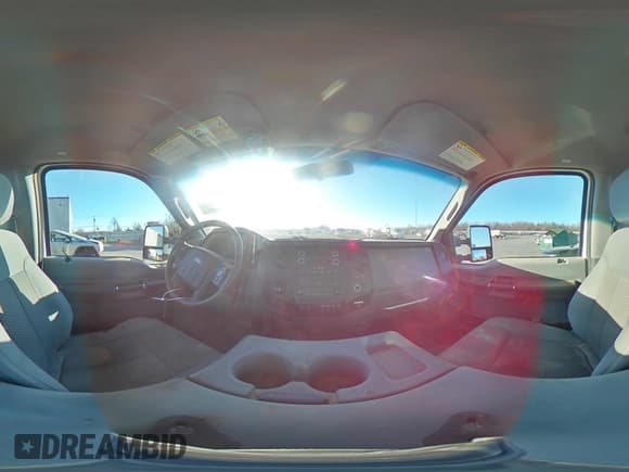 ✅ 2015 Ford F-350 XL • VIN: 1FTRF3BT7FEC67906 • Lot: 80363904. Listed on Copart with 211,327 mi. Free auction sales archive from the USA and detailed vehicle history report at DreamBid. Image 14.