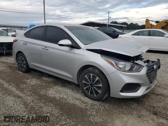 ✅ 2018 Hyundai Accent SEL • VIN: 3KPC24A31JE033105 • Лот: 73231724. Опубликован ранее на Copart с пробегом 63 859 миль. Бесплатный доступ к архиву аукционных продаж из США и подробный отчёт об истории автомобиля на DreamBid. Изображение 4.