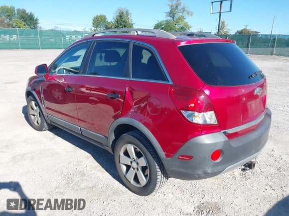 ✅ 2012 Chevrolet Captiva Sport LS • VIN: 3GNAL2EK0CS565886 • Lot: 43416014. Wystawiony na IAAI z przebiegiem 172 440 mil. Bezpłatny archiwum sprzedaży aukcyjnych z USA i szczegółowy raport historii pojazdu na DreamBid. Zdjęcie 3.