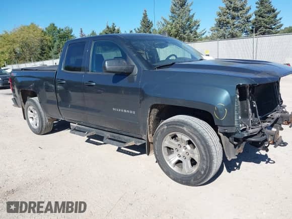 2017 Chevrolet Silverado 1500 LT z VIN 1GCVKREC8HZ178267, wystawiony jako IAAI lot #43403931 z przebiegiem 139 177 mil mil oraz . Historia ofert i sprzedaży dostępna na DreamBid. Obrazek 1.