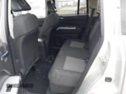 ✅ 2008 Jeep Compass Sport • VIN: 1J8FT47038D766719 • Lot: 43440519. Wystawiony na IAAI z przebiegiem 131 048 mil. Bezpłatny archiwum sprzedaży aukcyjnych z USA i szczegółowy raport historii pojazdu na DreamBid. Zdjęcie 8.