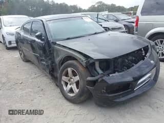 ✅ 2010 Dodge Charger SXT • VIN: 2B3CA3CV2AH308322 • Лот: 43385551. Размещён на IAAI с пробегом 186 657 миль миль. Получите бесплатный доступ к архиву аукционных продаж из США и посмотрите подробный отчёт об истории автомобиля на DreamBid. Изображение 1.