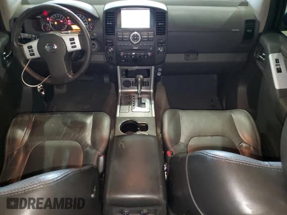 ✅ 2011 Nissan Pathfinder SV • VIN: 5N1AR1NN7BC621379 • Lot: 80108595. Wystawiony na Copart z przebiegiem 171 844 mil. Bezpłatny archiwum sprzedaży aukcyjnych z USA i szczegółowy raport historii pojazdu na DreamBid. Zdjęcie 8.