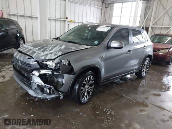 ✅ 2017 Mitsubishi Outlander SE • VIN: JA4AP3AW9HZ045220 • Lot: 43791868. Listed on IAAI with 183,904 mi. Free auction sales archive from the USA and detailed vehicle history report at DreamBid. Image 2.
