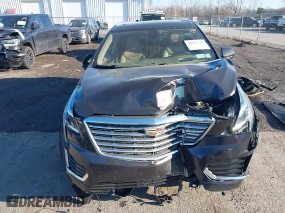 ✅ 2017 Cadillac XT5 Platinum AWD • VIN: 1GYKNFRS7HZ192746 • Lot: 43721747. Listed on IAAI with 72,703 mi. Free auction sales archive from the USA and detailed vehicle history report at DreamBid. Image 11.