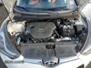 ✅ 2012 Hyundai Veloster w/Red Int • VIN: KMHTC6AD1CU023062 • Lot: 80237414. Wystawiony na Copart z przebiegiem 125 771 mil. Bezpłatny archiwum sprzedaży aukcyjnych z USA i szczegółowy raport historii pojazdu na DreamBid. Zdjęcie 11.