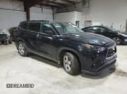 ✅ 2022 Toyota Highlander L • VIN: 5TDCZRBH8NS570813 • Lot: 42675145. Wystawiony na Copart z przebiegiem 63 539 mil. Bezpłatny archiwum sprzedaży aukcyjnych z USA i szczegółowy raport historii pojazdu na DreamBid. Zdjęcie 4.