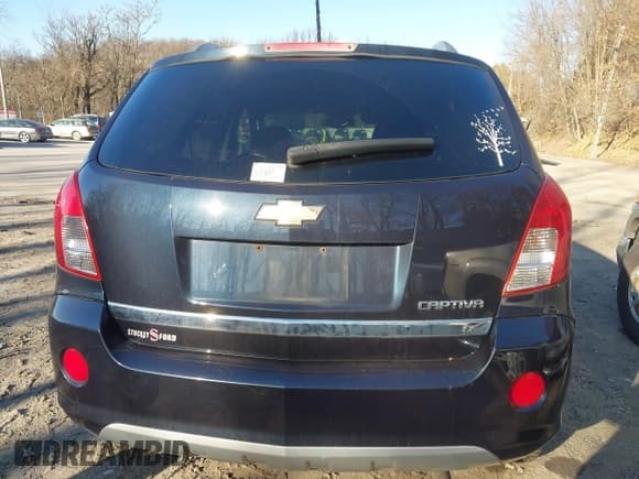 ✅ 2015 Chevrolet Captiva Sport LT • VIN: 3GNAL3EK2FS517557 • Lot: 41714309. Wystawiony na IAAI z przebiegiem 113 741 mil. Bezpłatny archiwum sprzedaży aukcyjnych z USA i szczegółowy raport historii pojazdu na DreamBid. Zdjęcie 15.