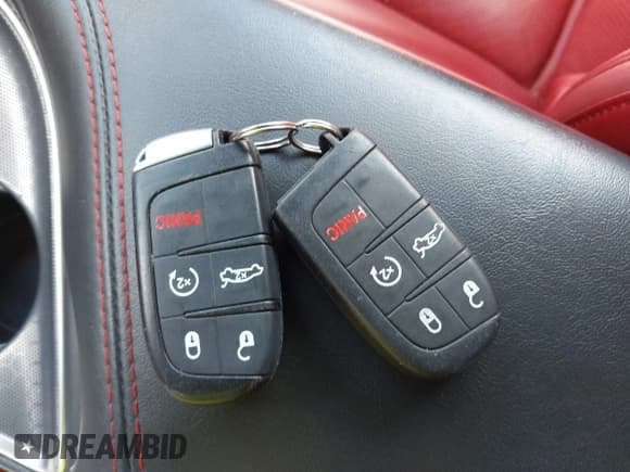 ✅ 2017 Dodge Challenger SXT • VIN: 2C3CDZAG4HH572900 • Lot: 42285142. Wystawiony na IAAI z przebiegiem 66 454 mil. Bezpłatny archiwum sprzedaży aukcyjnych z USA i szczegółowy raport historii pojazdu na DreamBid. Zdjęcie 11.