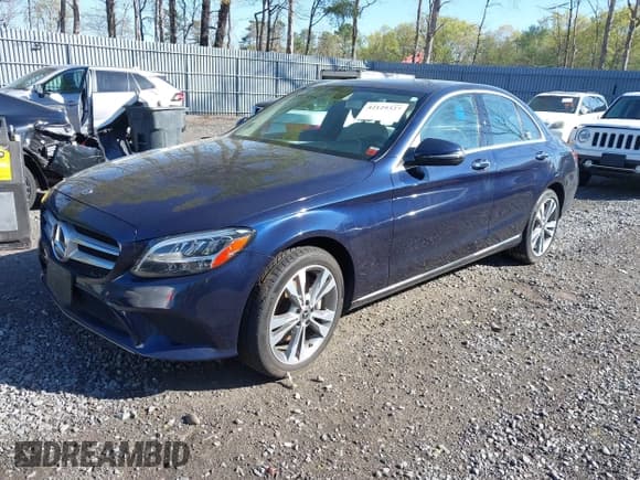 ✅ 2020 Mercedes-Benz C 300 • VIN: WDDWF8EB9LR561644 • Lot: 42129327. Wystawiony na IAAI z przebiegiem 31 033 mil. Bezpłatny archiwum sprzedaży aukcyjnych z USA i szczegółowy raport historii pojazdu na DreamBid. Zdjęcie 2.