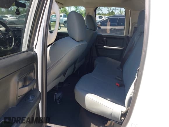 ✅ 2018 Ram 1500 Tradesman • VIN: 1C6RR6FG6JS341159 • Lot: 42046090. Listed on IAAI with 108,083 mi. Free auction sales archive from the USA and detailed vehicle history report at DreamBid. Image 8.