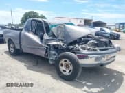 ✅ 2001 Toyota Tundra SR5 • VIN: 5TBRT34191S162686 • Лот: 42766744. Опубликован ранее на IAAI с пробегом 271 298 миль. Бесплатный доступ к архиву аукционных продаж из США и подробный отчёт об истории автомобиля на DreamBid. Изображение 1.