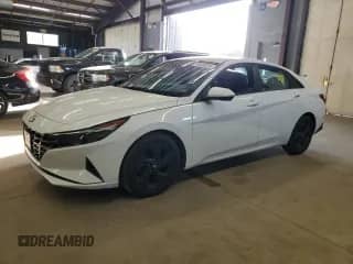 2021 Hyundai Elantra SEL z VIN 5NPLM4AG6MH033162, wystawiony jako Copart lot #90428515 z przebiegiem 134 021 mil mil oraz Czysty tytuł • Clean title. Historia ofert i sprzedaży dostępna na DreamBid. Obrazek 1.