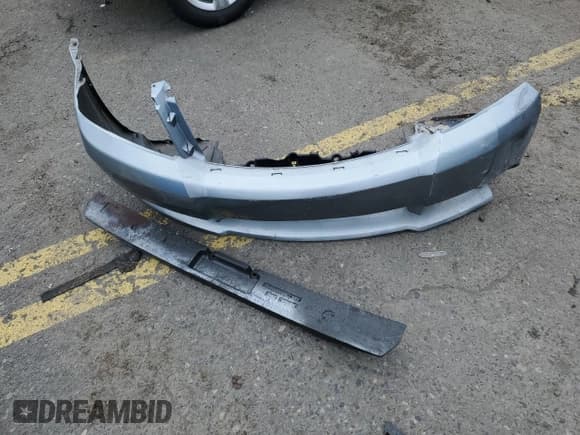 ✅ 2010 Dodge Avenger SXT • VIN: 1B3CC4FB0AN191669 • Лот: 74262054. Опубликован ранее на Copart с пробегом Не указан. Бесплатный доступ к архиву аукционных продаж из США и подробный отчёт об истории автомобиля на DreamBid. Изображение 14.